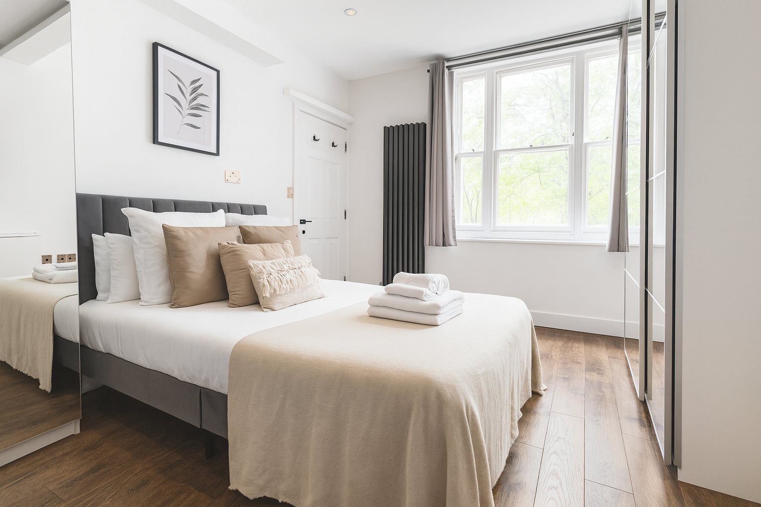 Inside the West London Stays studio flat